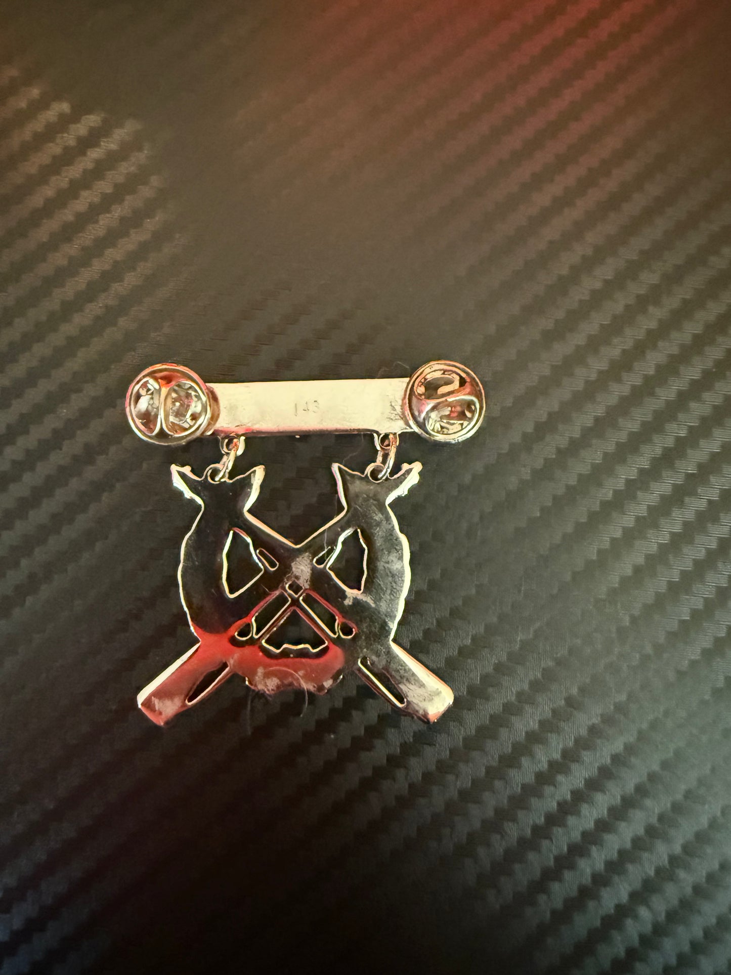 Vietnam era marine Corps issue medal pin and ribbon