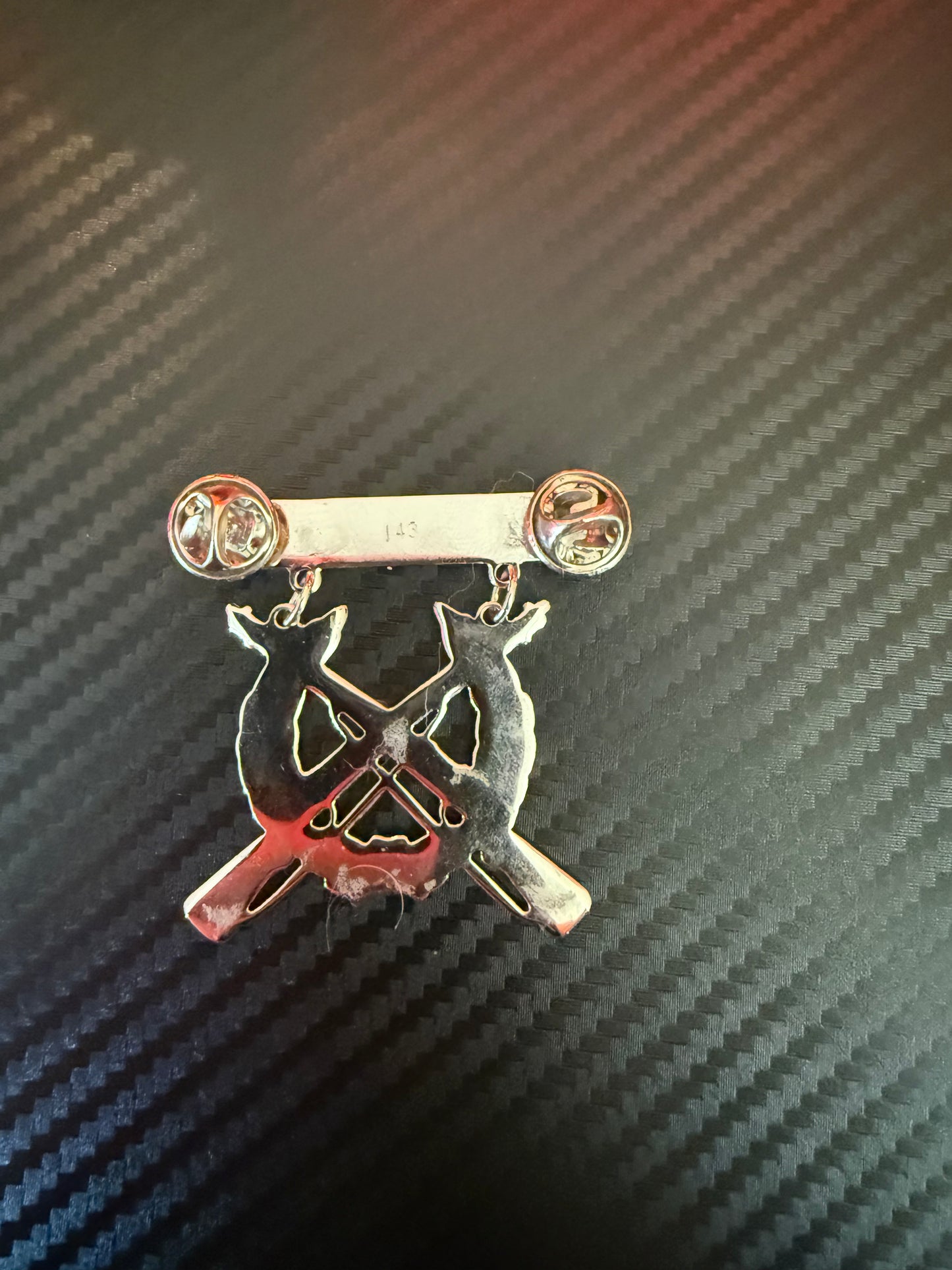 Vietnam era marine Corps issue medal pin and ribbon